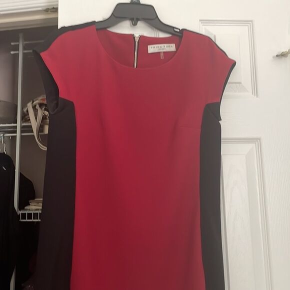 Trina Turk Red and Black Color Block Sheath Dress Size 6 work dress - Picture 4 of 7
